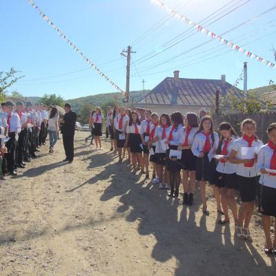20 septembrie: Floreşti: Coboară din ceruri, o, Duhule Sfinte!
