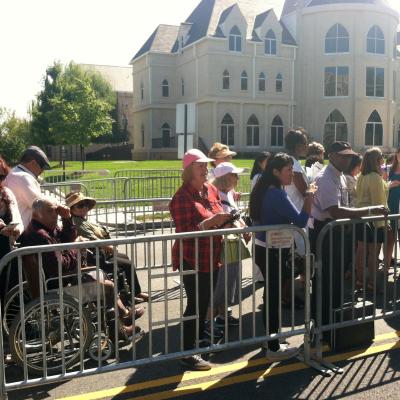 23 septembrie: Washington, D.C. (SUA): Când mergi cu papa