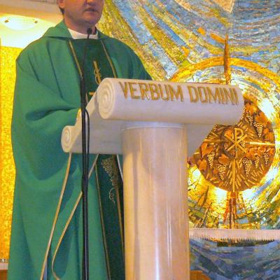 27 septembrie: Iaşi: Liturghie pentru Radio Maria