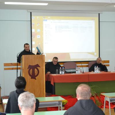 1 octombrie: Roman: Institutul Teologic Franciscan din Roman: 25 de ani în slujba formării. Simpozion aniversar