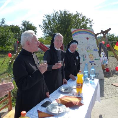 3 octombrie: Schineni: 15 ani de prezenţă a Surorilor Sfintei Maria Magdalena Postel