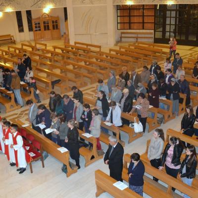 3 octombrie: Iaşi: Priveghere de rugăciune pentru Sinodul familiilor
