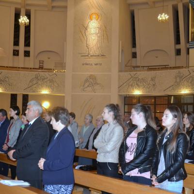 3 octombrie: Iaşi: Priveghere de rugăciune pentru Sinodul familiilor