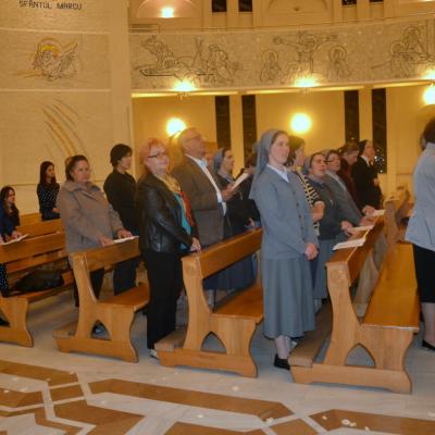 3 octombrie: Iaşi: Priveghere de rugăciune pentru Sinodul familiilor