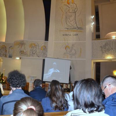 3 octombrie: Iaşi: Priveghere de rugăciune pentru Sinodul familiilor