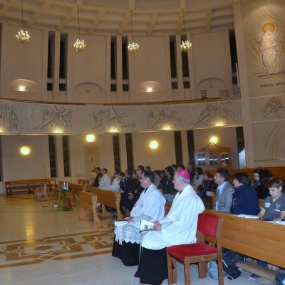 3 octombrie: Iaşi: Priveghere de rugăciune pentru Sinodul familiilor