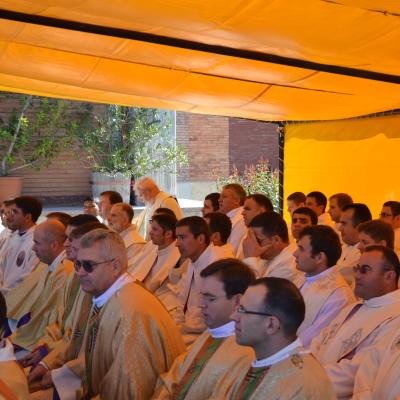 4 octombrie: Roman: Sărbătoarea Sfântului Francisc şi sfinţiri de diaconi