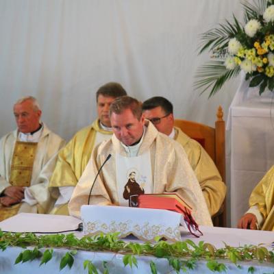 4 octombrie: Bacău-Izvoare: Hramul comunităţii