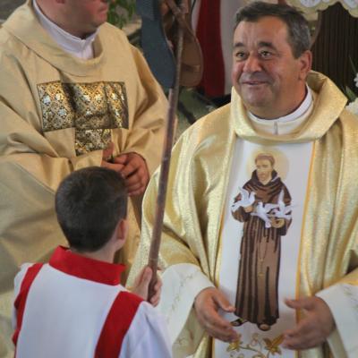 4 octombrie: Bacău-Izvoare: Hramul comunităţii