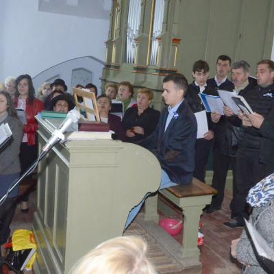 11 octombrie: Cacica: Hramul secundar - Sfânta Fecioară Maria, Regina Rozariului