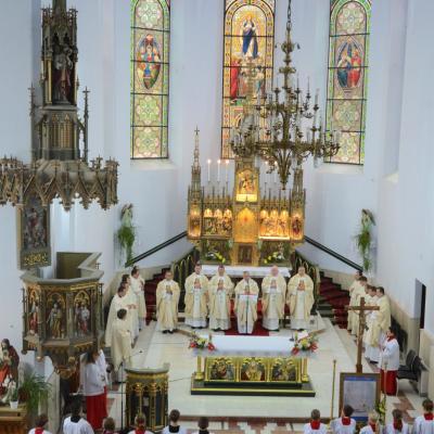 11 octombrie: Cacica: Hramul secundar - Sfânta Fecioară Maria, Regina Rozariului