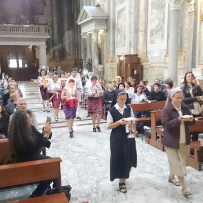 11 octombrie: Roma: PS Petru Gherghel la comunitatea romano-catolică română din San Vitale