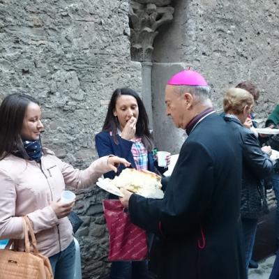 11 octombrie: Roma: PS Petru Gherghel la comunitatea romano-catolică română din San Vitale