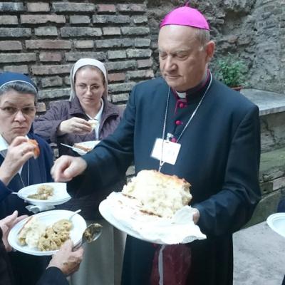 11 octombrie: Roma: PS Petru Gherghel la comunitatea romano-catolică română din San Vitale