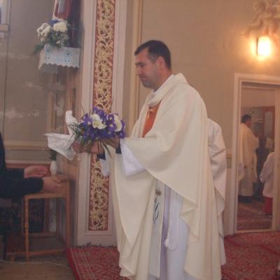 11 octombrie: Călugăreni: Hram şi sfinţire grotă în filiala Roşiori