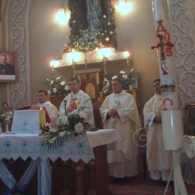 11 octombrie: Călugăreni: Hram şi sfinţire grotă în filiala Roşiori