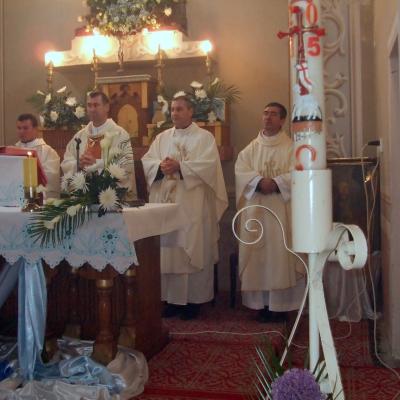 11 octombrie: Călugăreni: Hram şi sfinţire grotă în filiala Roşiori