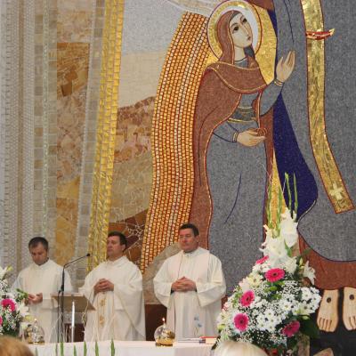 12 octombrie: Zaragoza (Spania): Ofranda de flori adusă Maicii Domnului de Pilar
