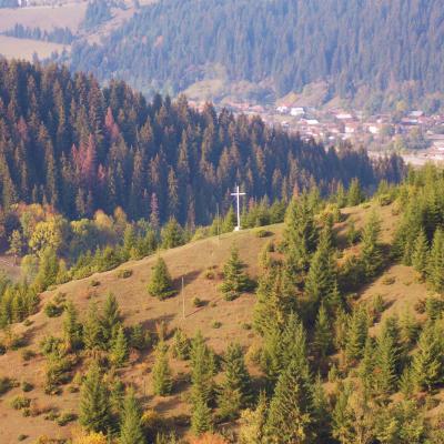 18 octombrie: Ciugheş: Ziua recunoştinţei