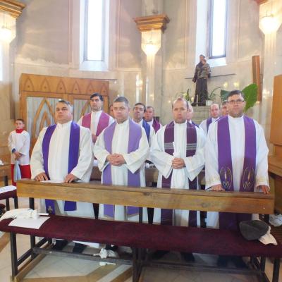 24 octombrie: Oituz: Funeraliile părintelui Mihai Vacaru. Foto: Cătălin Balint