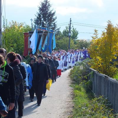 24 octombrie: Oituz: Funeraliile părintelui Mihai Vacaru. Foto: Cătălin Balint