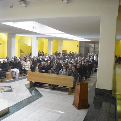 25 octombrie: Oneşti: Pelerinajul persoanelor consacrate la sanctuarul diecezan "Fericitul Ieremia"
