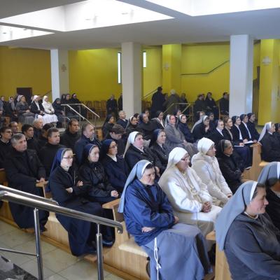 25 octombrie: Oneşti: Pelerinajul persoanelor consacrate la sanctuarul diecezan "Fericitul Ieremia"