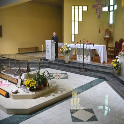 25 octombrie: Oneşti: Pelerinajul persoanelor consacrate la sanctuarul diecezan "Fericitul Ieremia"