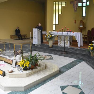 25 octombrie: Oneşti: Pelerinajul persoanelor consacrate la sanctuarul diecezan "Fericitul Ieremia"