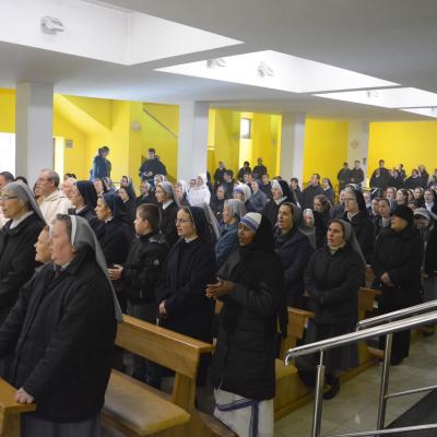 25 octombrie: Oneşti: Pelerinajul persoanelor consacrate la sanctuarul diecezan "Fericitul Ieremia"