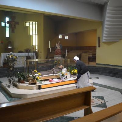25 octombrie: Oneşti: Pelerinajul persoanelor consacrate la sanctuarul diecezan "Fericitul Ieremia"