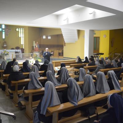 25 octombrie: Oneşti: Pelerinajul persoanelor consacrate la sanctuarul diecezan "Fericitul Ieremia"