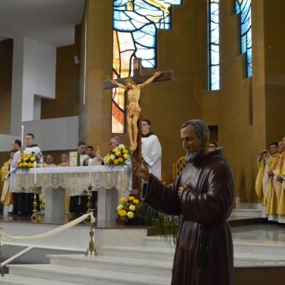 30 octombrie: Oneşti: La 32 de ani de la beatificarea fratelui Ieremia