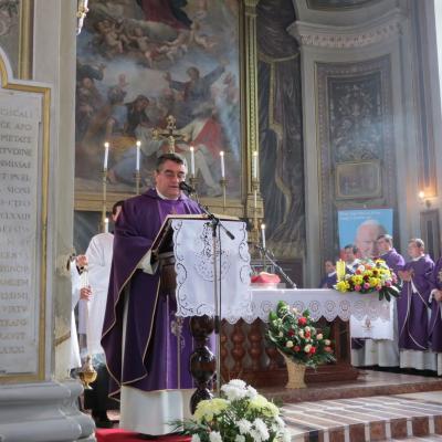2 noiembrie: Iaşi: Pomenirea tuturor credincioşilor răposaţi