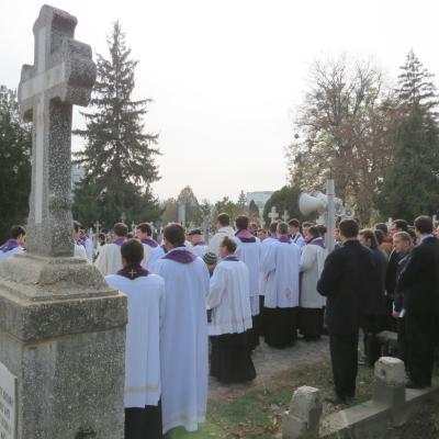 2 noiembrie: Iaşi: Pomenirea tuturor credincioşilor răposaţi