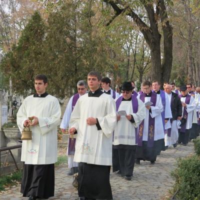 2 noiembrie: Iaşi: Pomenirea tuturor credincioşilor răposaţi