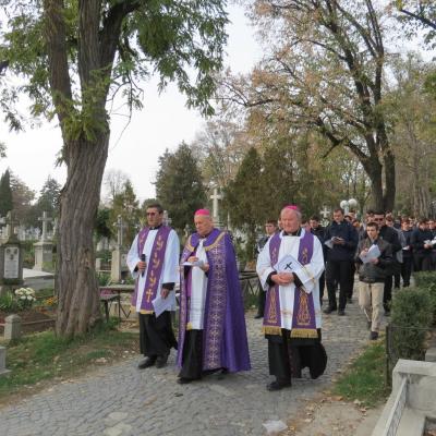 2 noiembrie: Iaşi: Pomenirea tuturor credincioşilor răposaţi