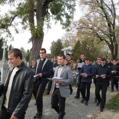 2 noiembrie: Iaşi: Pomenirea tuturor credincioşilor răposaţi