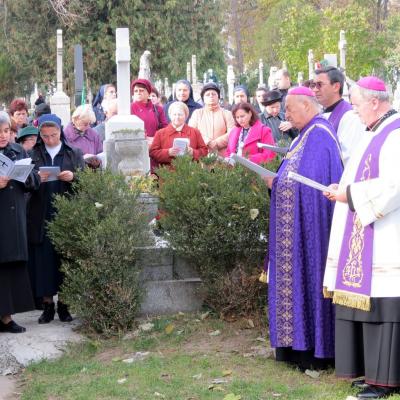 2 noiembrie: Iaşi: Pomenirea tuturor credincioşilor răposaţi