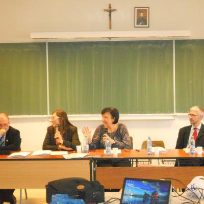 6 noiembrie: Bucureşti: Conferinţa internaţională "Politicile familiale în România şi Cehia - sprijin pentru familii"