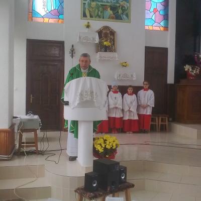 8 noiembrie: Valea Mică: Ziua Recoltei şi a Recunoştinţei