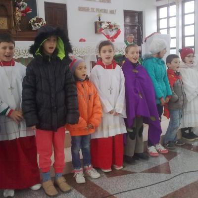 8 noiembrie: Valea Mică: Ziua Recoltei şi a Recunoştinţei