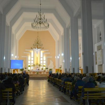 9-15 noiembrie: Bacău: Săptămâna familiei în Parohia "Înălţarea Sfintei Cruci"