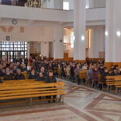 9-15 noiembrie: Bacău: Săptămâna familiei în Parohia "Înălţarea Sfintei Cruci"