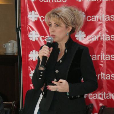 10 noiembrie: Iaşi: Caritas, de 25 de ani în slujba comunităţii. Prima zi a sărbătorii