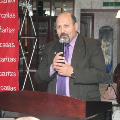 10 noiembrie: Iaşi: Caritas, de 25 de ani în slujba comunităţii. Prima zi a sărbătorii