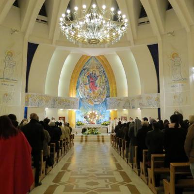 10 noiembrie: Iaşi: Caritas, de 25 de ani în slujba comunităţii. Prima zi a sărbătorii