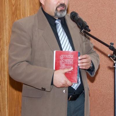 13 noiembrie: Iaşi: Cartea noimelor şi Azilanta, cu vernisaj de expoziţie. Foto: Paul Ciupitu