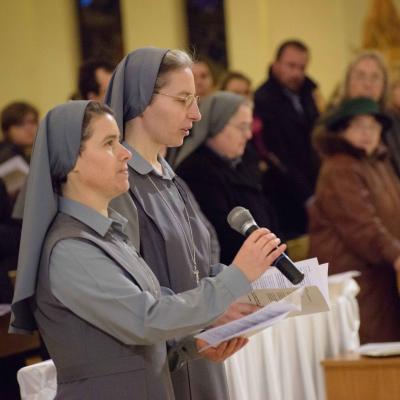 15 noiembrie: Iaşi: Profesiune perpetuă în Congregaţia "Surorile Providenţei"