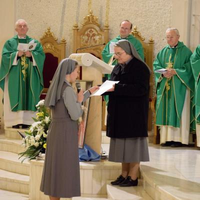 15 noiembrie: Iaşi: Profesiune perpetuă în Congregaţia "Surorile Providenţei"